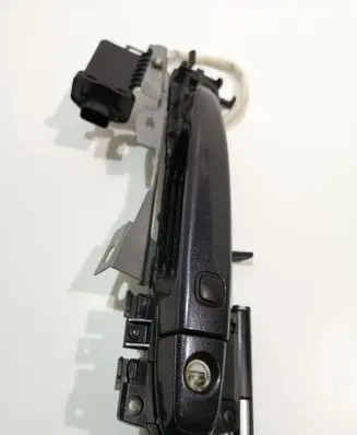 Subaru Legacy Front door exterior handle