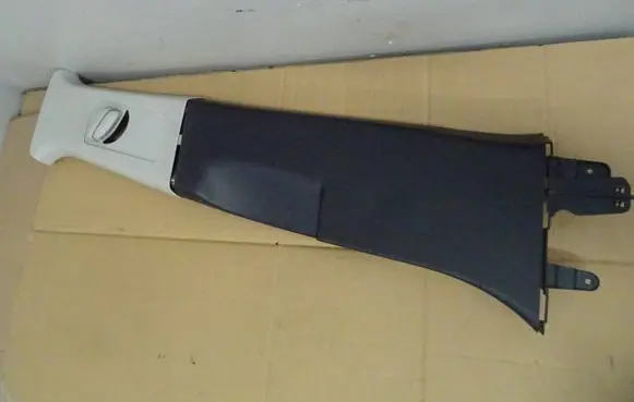 Seat Leon (1P) (B) pillar trim (bottom)