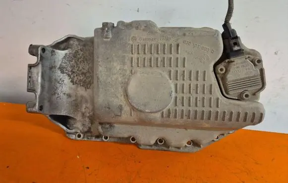 Volkswagen Golf IV Oil sump 030103603Q