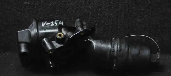 Volkswagen Eos Oil filter cover 6740273316