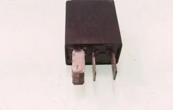 Audi A4 S4 B6 8E 8H Other relay 8Z0951253 395