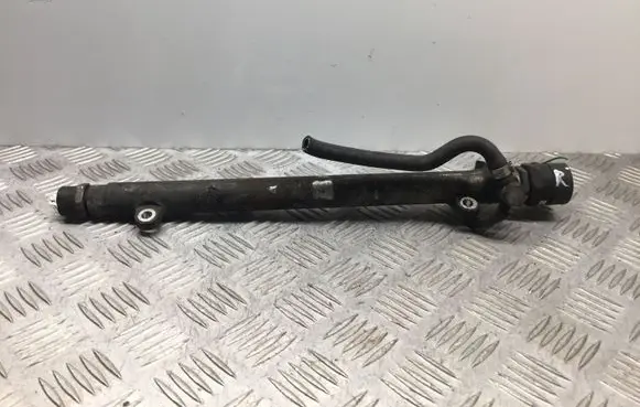 Mercedes-Benz Vito Viano W639 Fuel main line pipe A6110700395 0445214038