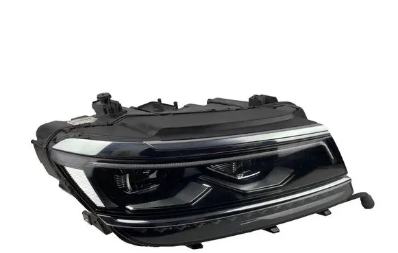 Volkswagen Tiguan Headlight/headlamp 5NC941082A