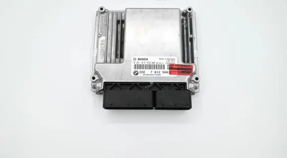 BMW 5 E60 E61 Engine control unit/module 7812500 13617812500 0281015552