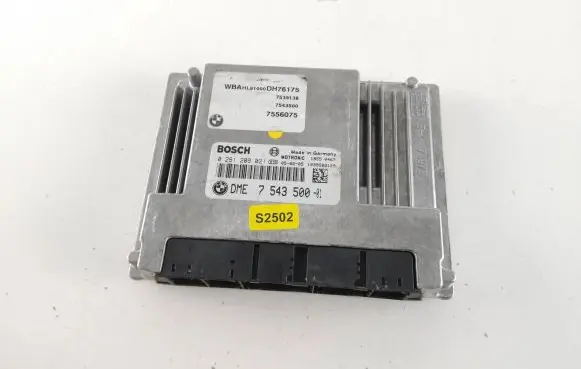 BMW 7 E65 E66 Engine control unit/module 7543500 7556075 0261209021