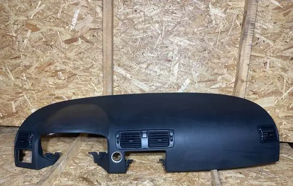Volvo V50 Dashboard 30722599 3865 33302