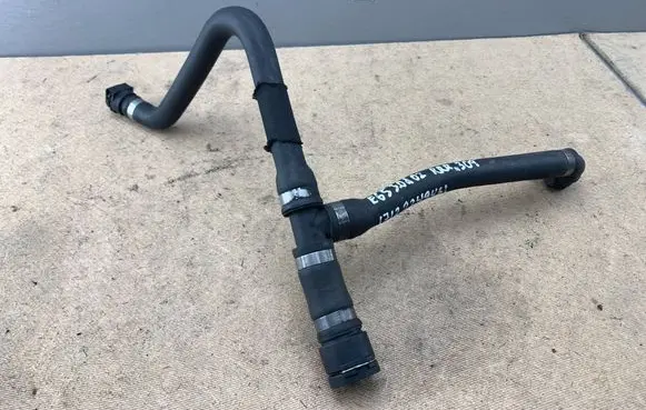 BMW 7 E65 E66 Engine coolant pipe/hose 2249461 17122249461