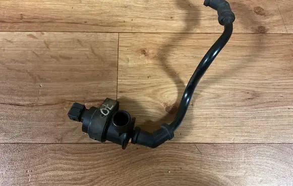 Opel Astra H Vacuum valve 55556934
