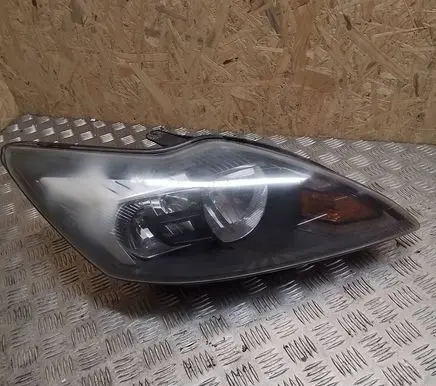 Ford Focus Headlight/headlamp 8M5113100CF