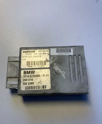 BMW X5 E70 Air suspension control unit module (rear) 6778966