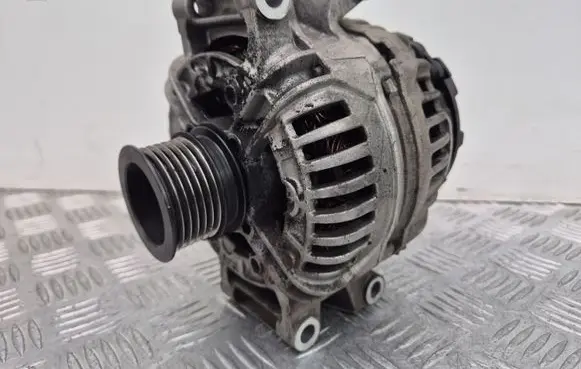 Mercedes-Benz C W204 Generator/alternator A2721540002 0124525055
