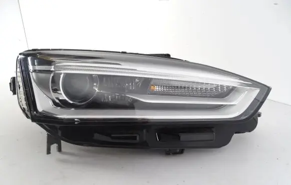 Audi A5 Headlight/headlamp 8W6941006C