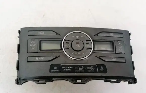 Toyota Auris 150 Climate control unit 5590002220B 55900-02220-B