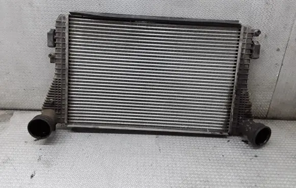Skoda Octavia Mk2 (1Z) Intercooler radiator