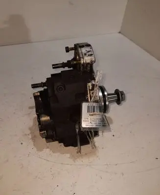 Opel Movano A Fuel injection high pressure pump H8200041766 0445010033