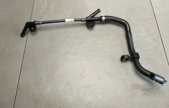 Volkswagen Polo VI Engine coolant pipe/hose 05C121064C