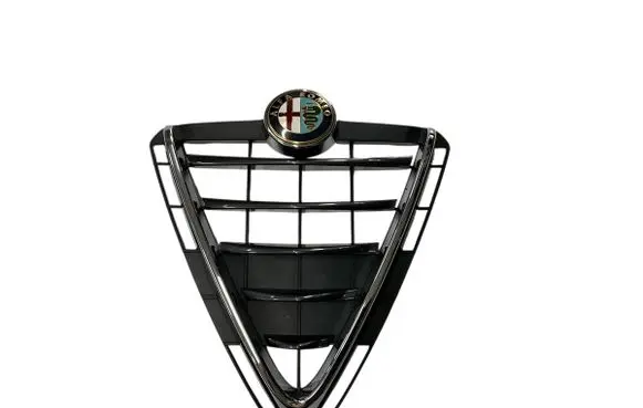 Alfa Romeo Giulietta Front grill 156102772 13095211 A026