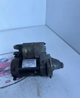 Toyota Avensis T250 Starter motor 281000D090