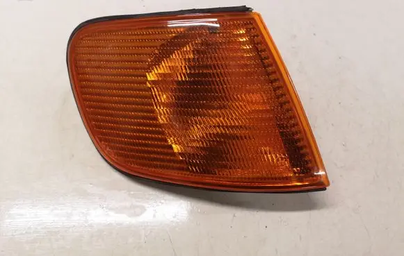 Audi A6 S6 C5 4B Front indicator light 11090917 185001B