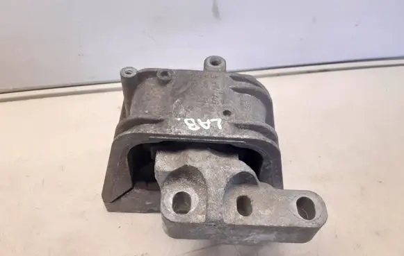 Audi A3 S3 8P Engine mount bracket 1K0199262