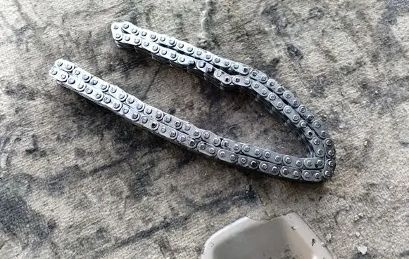 Mercedes-Benz Sprinter W906 Timing chain (engine) 
