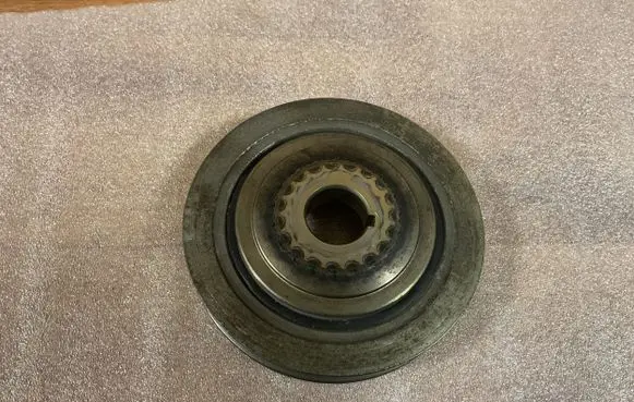 Citroen C4 I Crankshaft pulley 9641741980