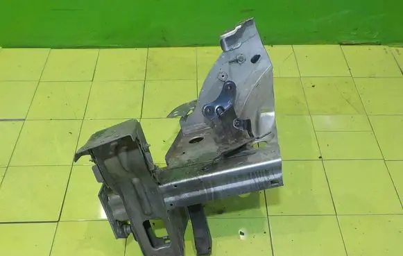 Peugeot 407 Front side member PRZOD