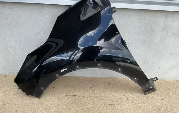 Renault Captur Fender BIXNN