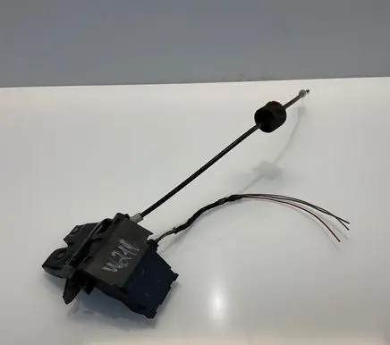 Mercedes-Benz E W211 Loading door lock A1717500085 A1717500185 1717500085