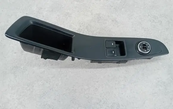 Hyundai i20 (GB IB) Quarter vent window switch 96570-C8041