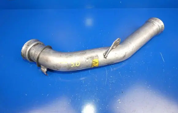 Intercooler hose/pipe