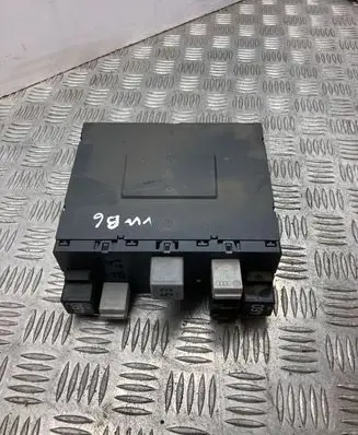 Volkswagen PASSAT B6 Comfort/convenience module 3C0937049J F005V00530 02164169
