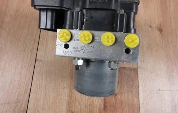 Mazda CX-3 ABS Pump DL8W437A0A 0265292475 0265956670