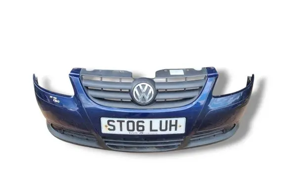 Volkswagen Fox Front bumper 5Z0807221E
