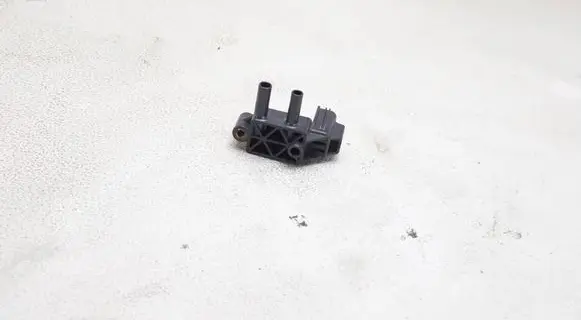 Land Rover Evoque I Exhaust gas pressure sensor CX235L200AA CZQ7A12E02A