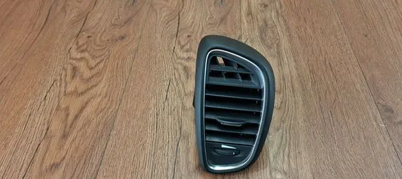 Renault Scenic IV - Grand scenic IV Dashboard side air vent grill/cover trim 687600435R