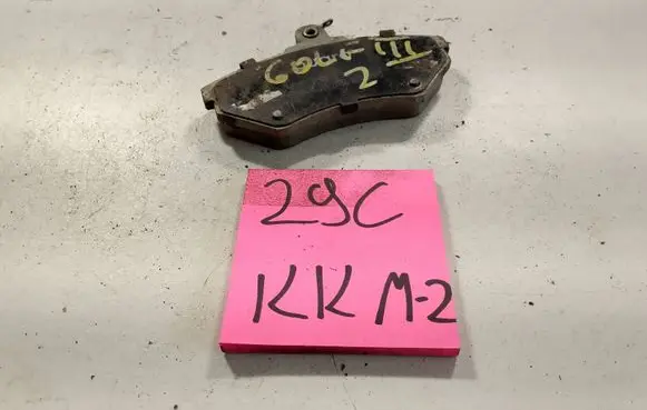 Volkswagen Golf III Brake pads (front) 1H0698151A