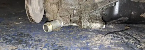 Seat Alhambra (Mk1) Power steering pump 95vw3a733aa
