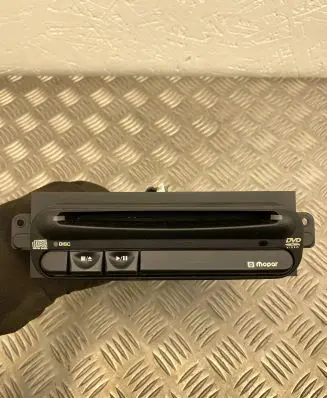 CD/DVD changer