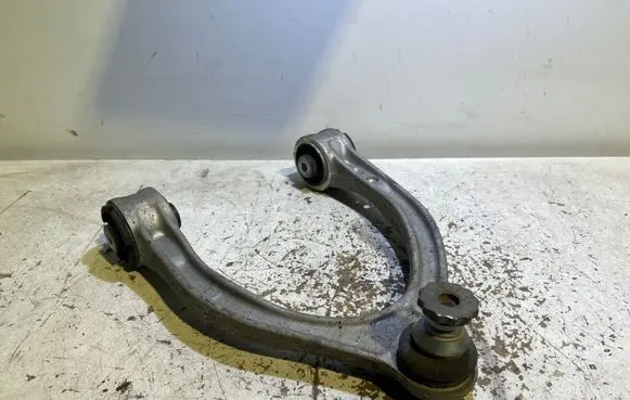 Mercedes-Benz C W205 Front upper control arm/wishbone 