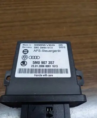 Volkswagen PASSAT B6 Light module LCM 5M0907357 5WK49172