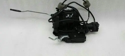 Mercedes-Benz CLS C219 Front door lock A2197201035
