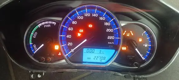 Toyota Yaris Speedometer (instrument cluster) 838000UC90