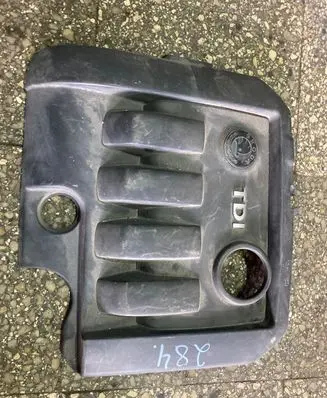 Skoda Octavia Mk2 (1Z) Engine cover (trim)
