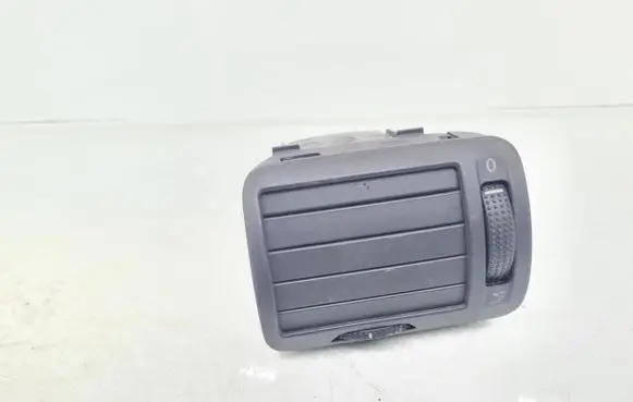 Volkswagen PASSAT B5.5 Dashboard side air vent grill/cover trim 3B0819703D