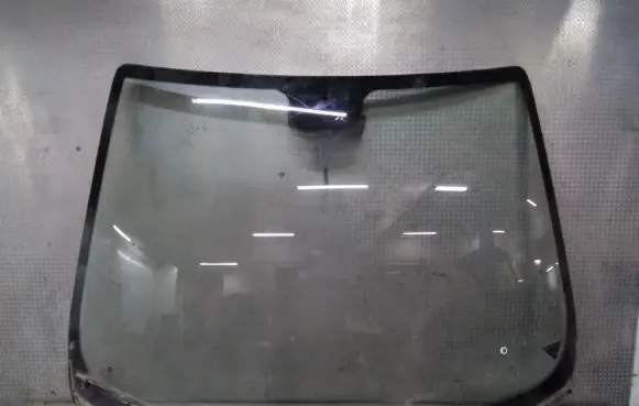 Fiat Punto Evo Front windscreen/windshield window 
