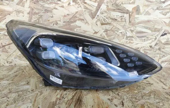 KIA Sportage Headlight/headlamp F192102200 ITCA003168