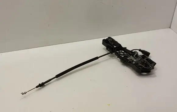 Volkswagen PASSAT CC Front door coupe exterior handle/bracket 3C8839885 1J0973802