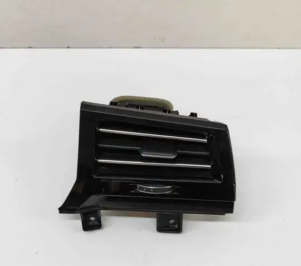 Volkswagen Touareg III Dashboard air vent grill cover trim 762947096B 762858416