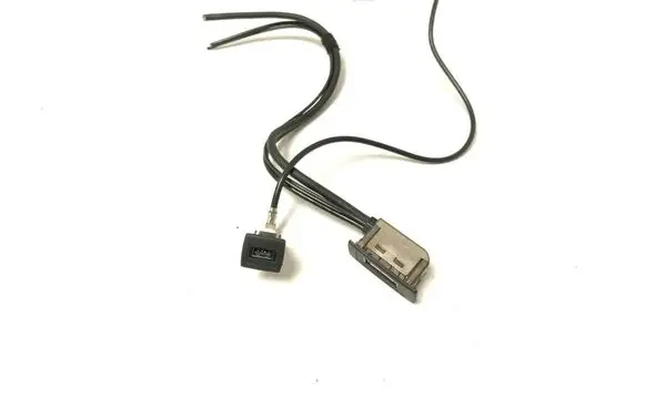 Mercedes-Benz ML W166 USB socket connector A2188200187